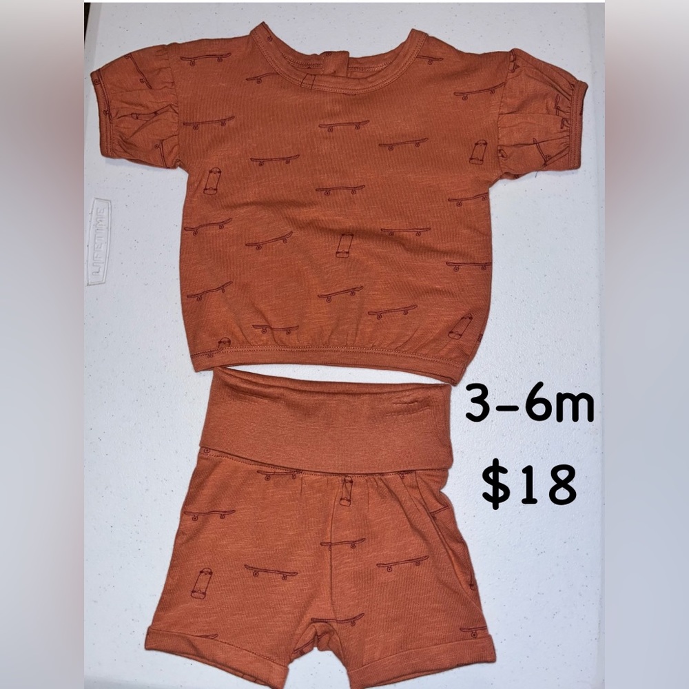 EUC Kate Quinn (Little Liam) 3-6m Skateboard 2pc Set